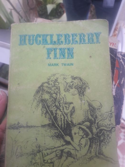 Livros de westerns e clássico leitura  internacional