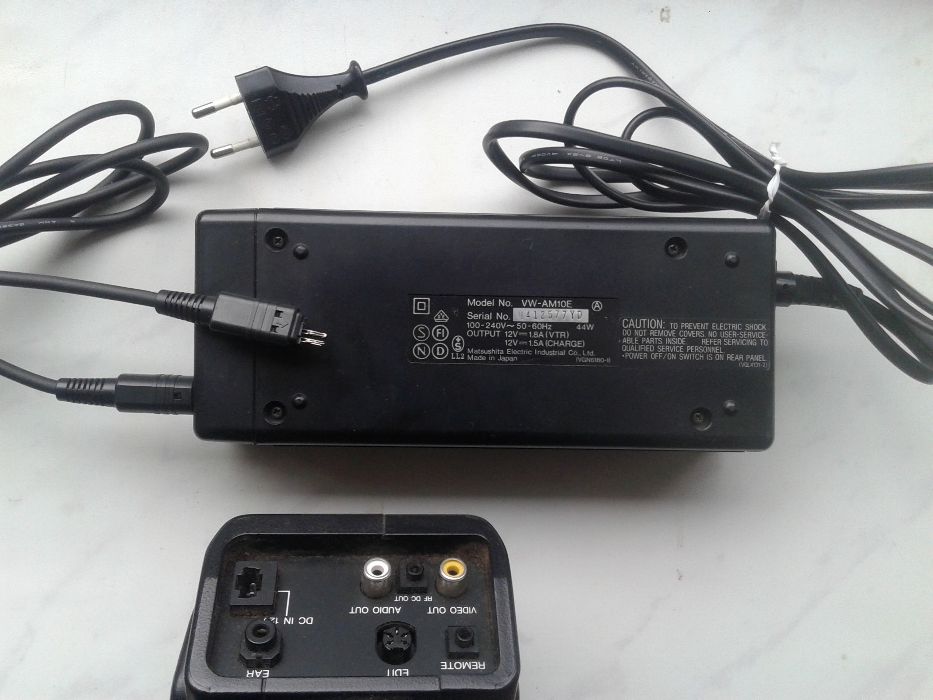 Panasonic HQ VHS PAL MOVIE CAMERA NV-M3000, акумулятор старий, уживана