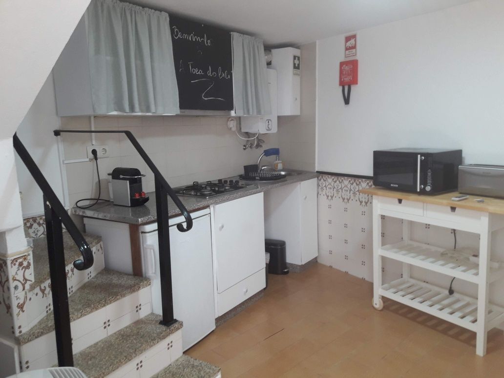 Alugo pequena casa mobilada na Vila da Sertã