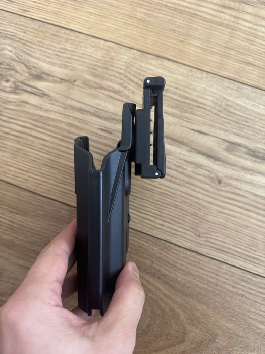 Kabura na pistolet uniwersalna
