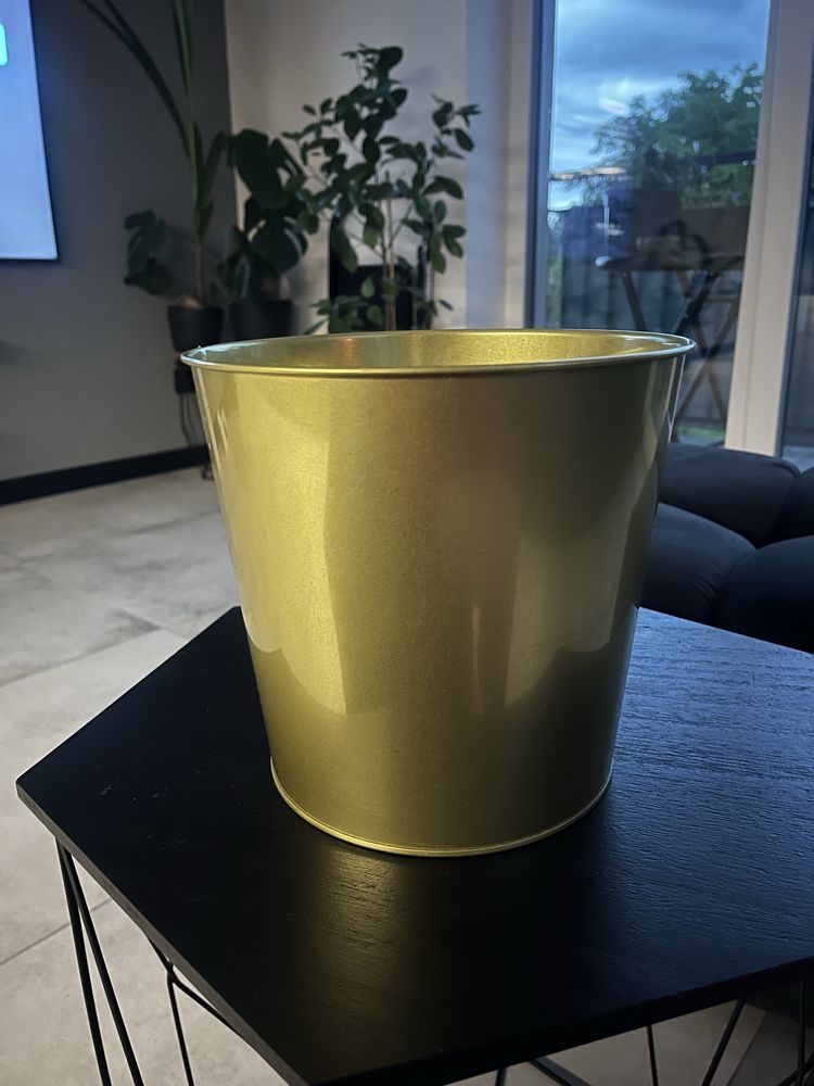 Doniczka IKEA zlota gold metal