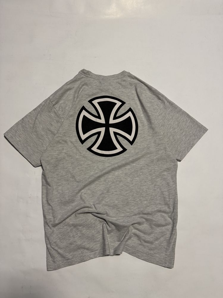 футболка independent x carhartt