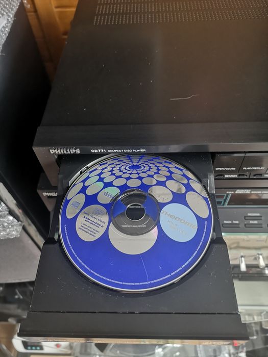 Philips CD 771..