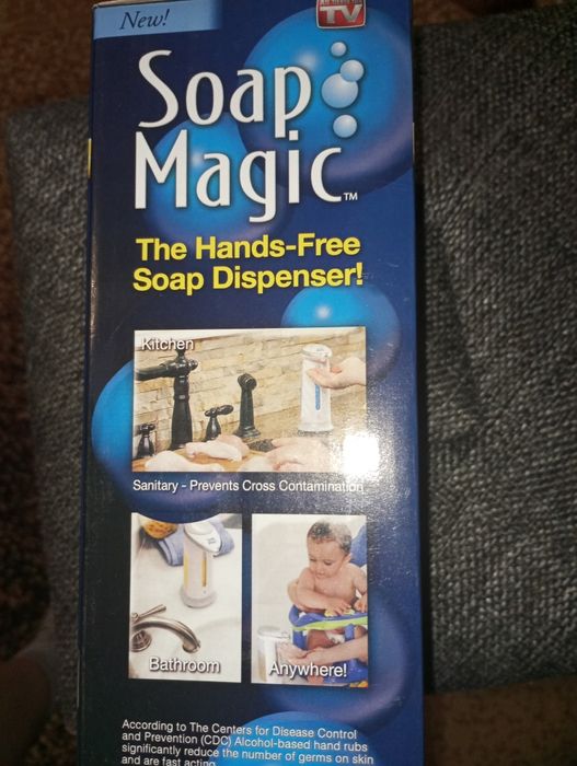 Сенсорний дозатор для рук