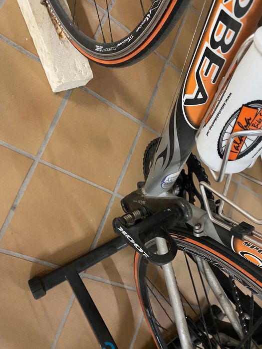 Bicicleta de estrada marca orbea