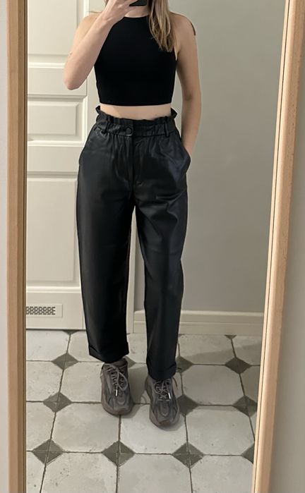 Штани з еко-шкіри