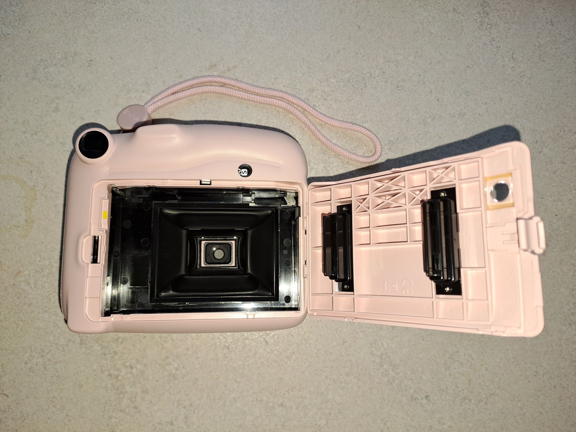 Aparat fotograficzny Instax Mini 11 różowy, nowy, futerał