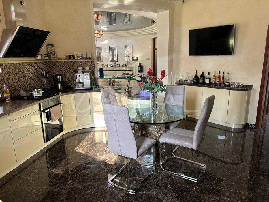 Аренда дома с бассейном, Козин, Обуховский р-н