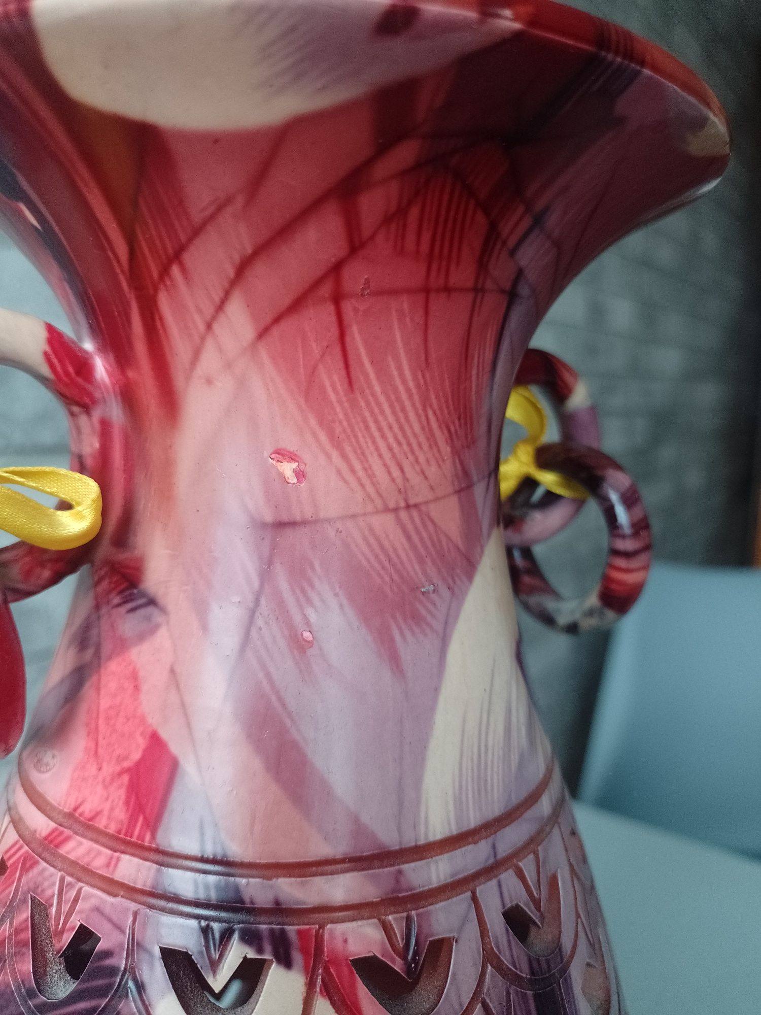 Duży ceramiczny ażurowy wazon chiński