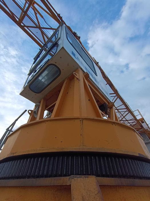 Dźwig żuraw używany Liebherr 112 EC-H rocznik 1999