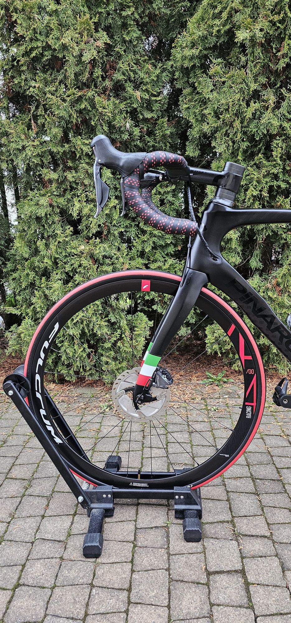 Pinarello Prince disc Di2 2x11