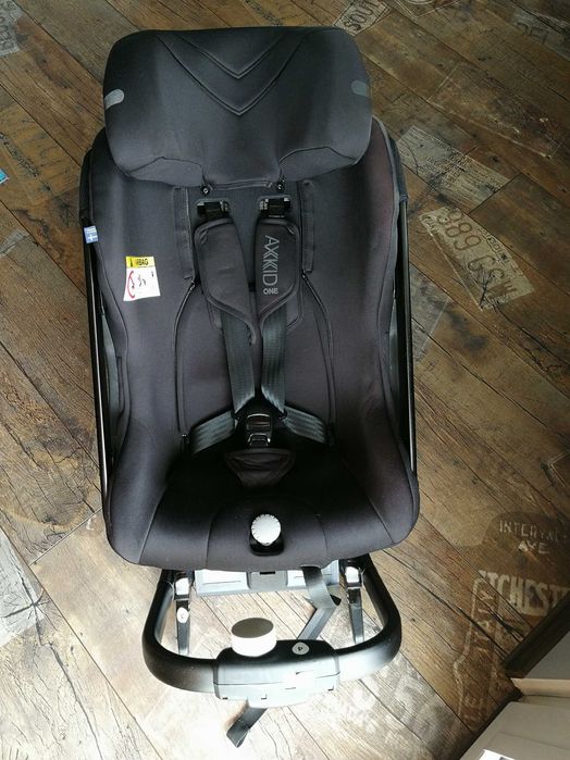 Fotelik samochodowy Axkid One