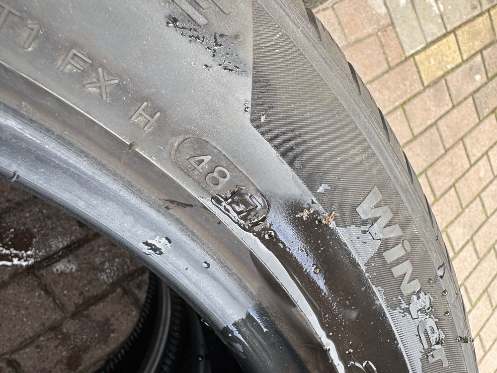2 sztuki opon zimowych 215/55/17 HANKOOK Używane F-Vat