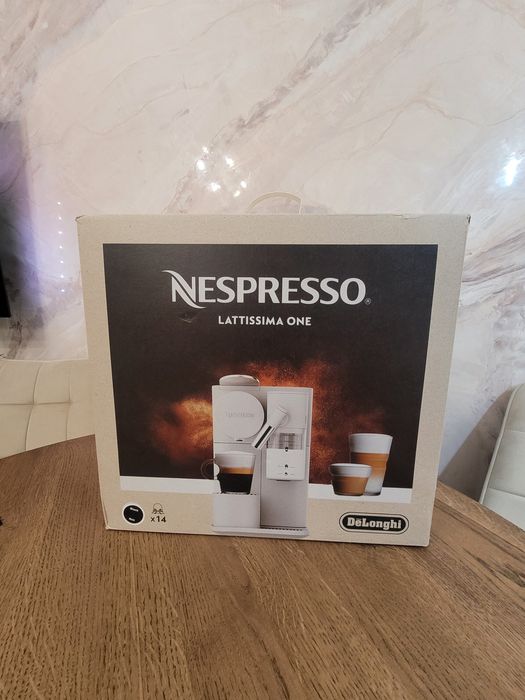 Ekspres DELONGHI Nespresso Lattissima One EN510.W Czarny