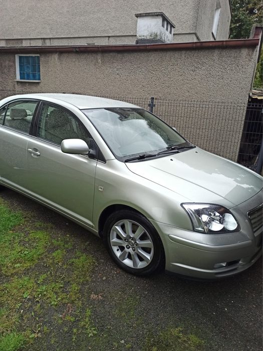 Toyota Avensis 2003 2.0 16v maly przebieg 133tys km