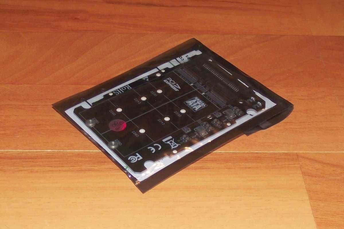 Adapter dysku M.2 SATA (NGFF) lub PCI-E (NVME) do U.2 (SFF-8639)