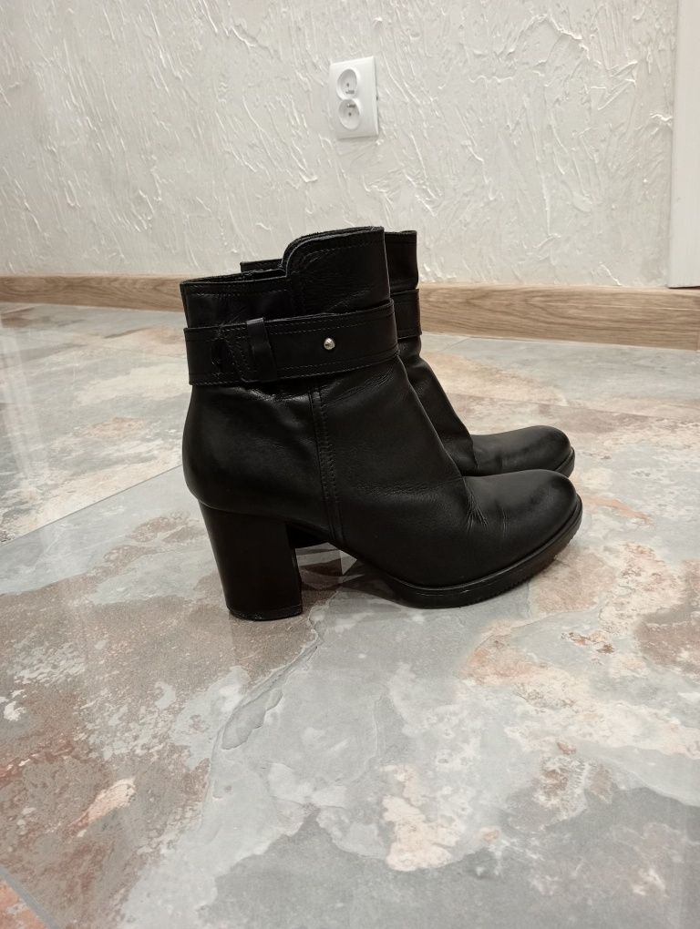 Botki Lasocki na obcasie czarne