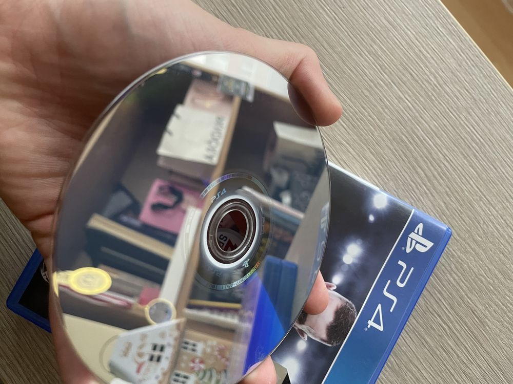 Gry na ps4 kup MK + prznt LBP3