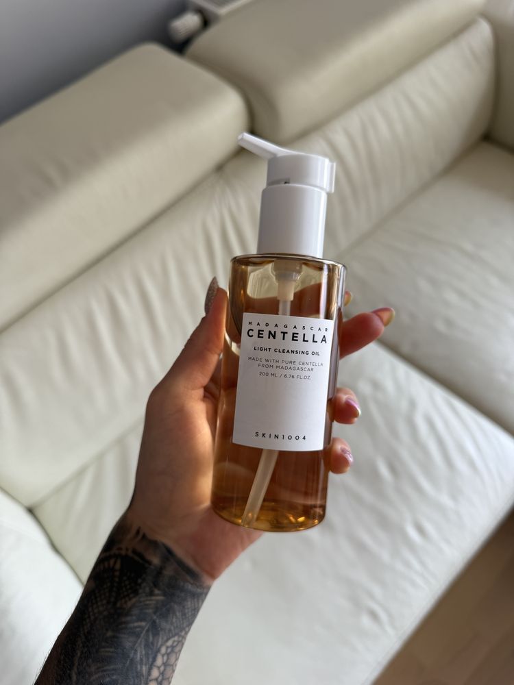 SKIN1004 Madagaskar Centella Lekki olejek myjący do twarzy