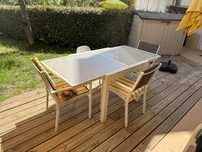 Mesa de metal com tampo de vidro extensivel