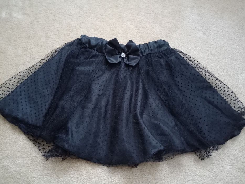 Spódniczka czarna tiulowa, elegancka rozm. 146