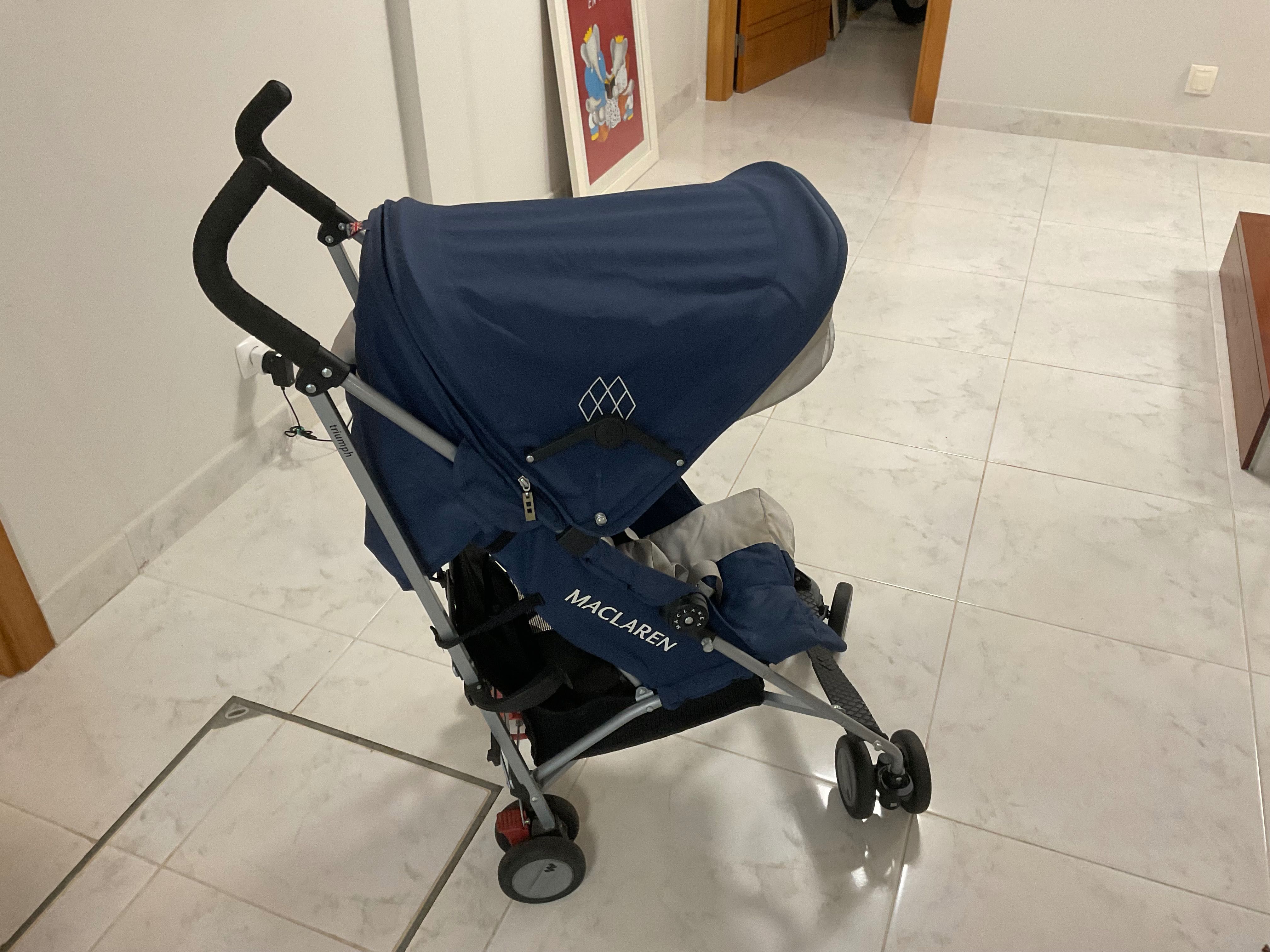 Carrinho Maclaren Triumph - azul