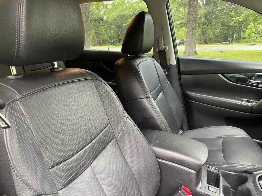 2020 Nissan Rogue SL