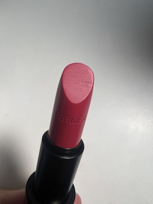 Pomadka Hermes nr 59 Rose Dakar Satine