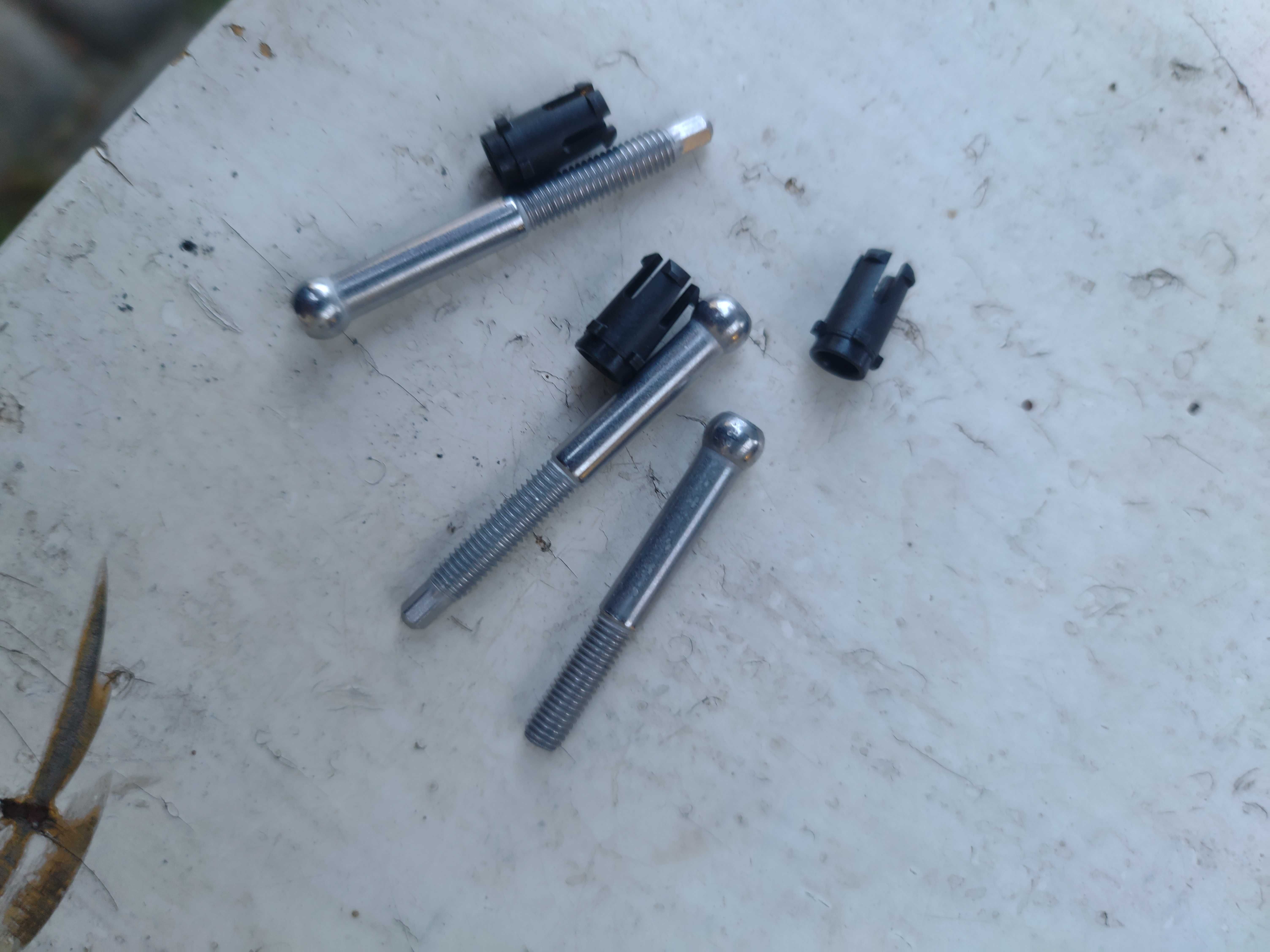 Кронштейн кріплення радар audi vw wv 5G0998561 5Q0907461 audi vw