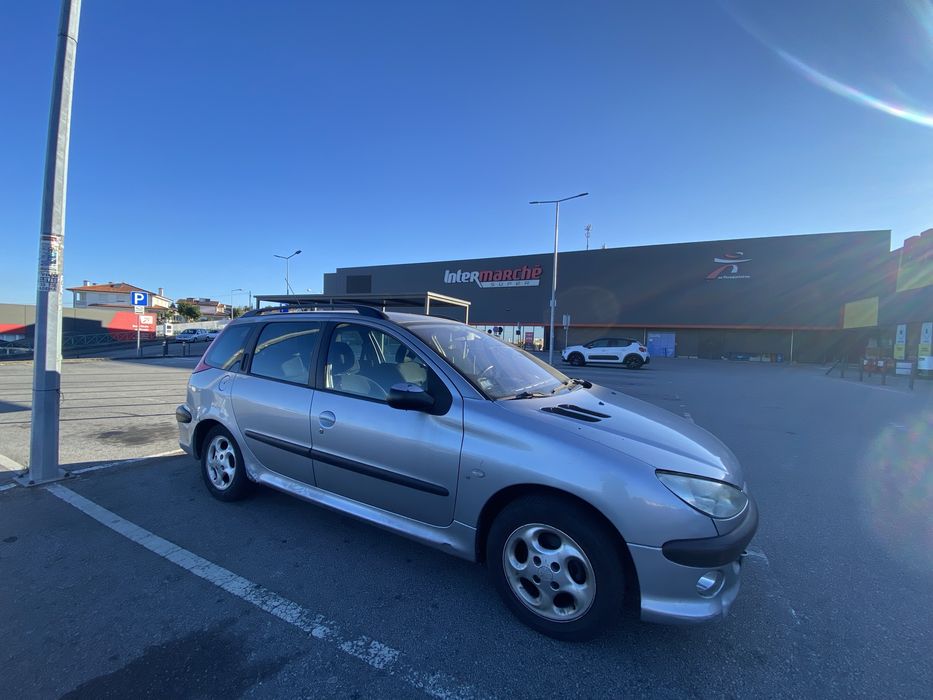 Peugeot 206 SW cinzento