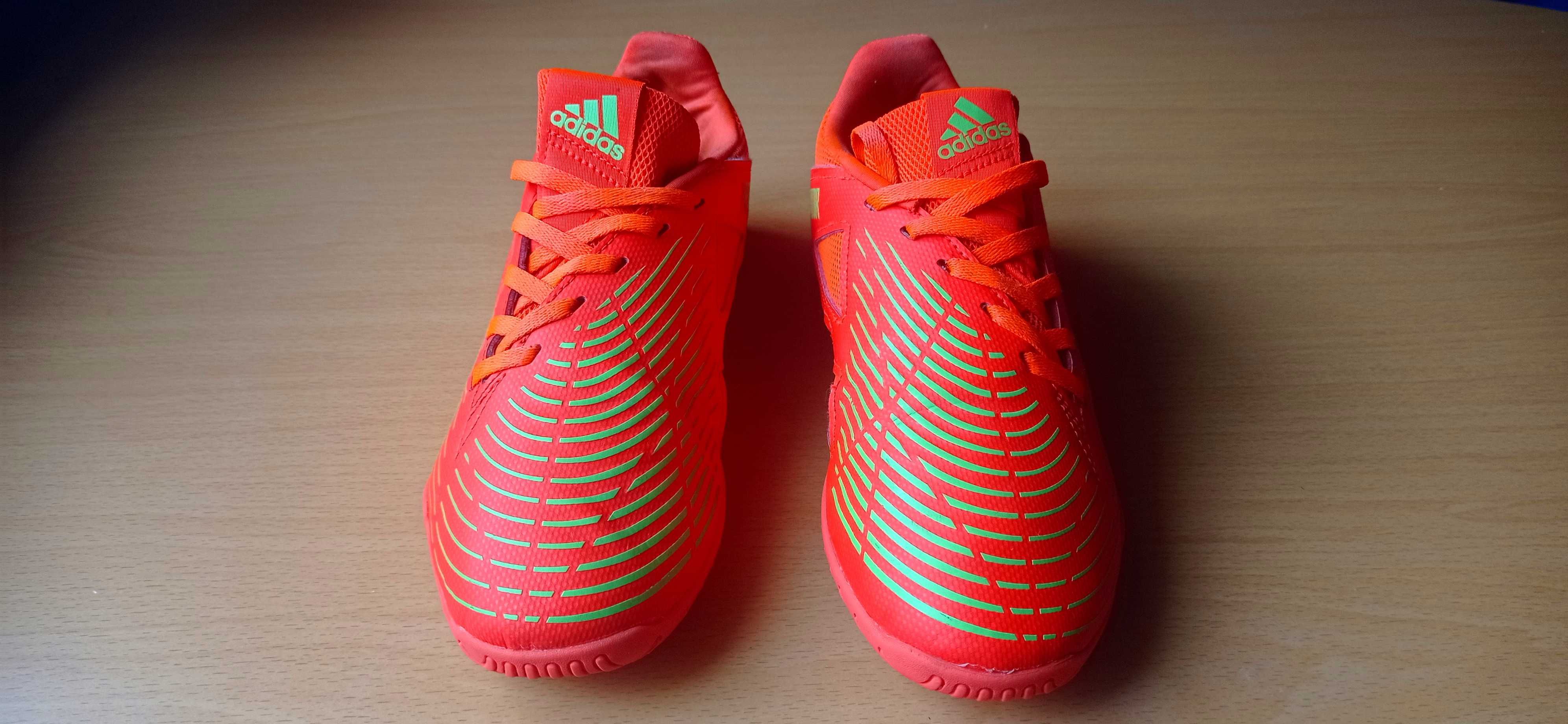 Buty piłkarskie halowe Predator Edge.4 IN Adidas