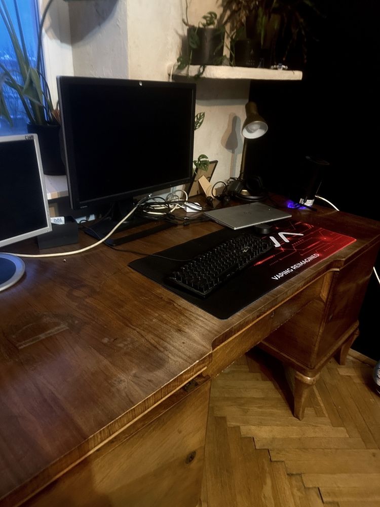Masywne biurko stare antyk