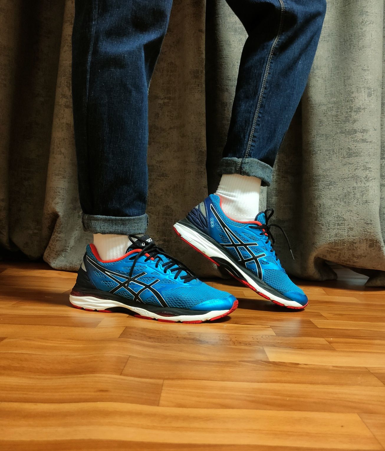 Кросівки Asics Gel,43-44 Оригінал nimbus, vintage, kayono, patriot Аси