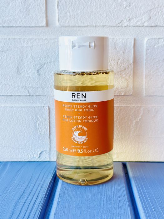 Ren radiance ready steady glow daily aha tonic тонік 250мл