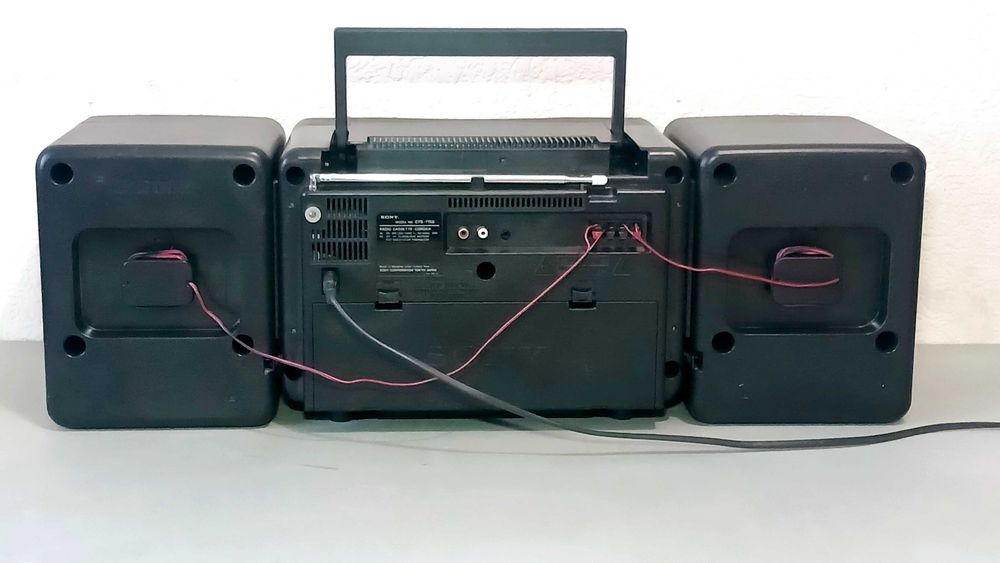 Sony  CFS-715 BoomBox магнитофон 90-х Бумбокс