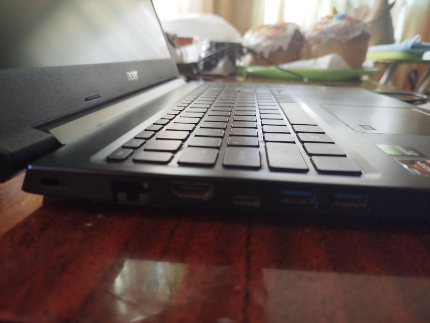 Acer Aspire 7 a715-42g