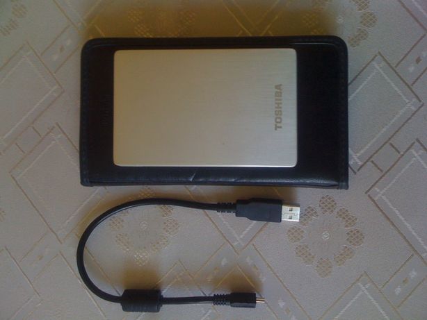 Dysk zewnętrzny USB TOSHIBA - Germany, 250 GB, Stor.E Alu2