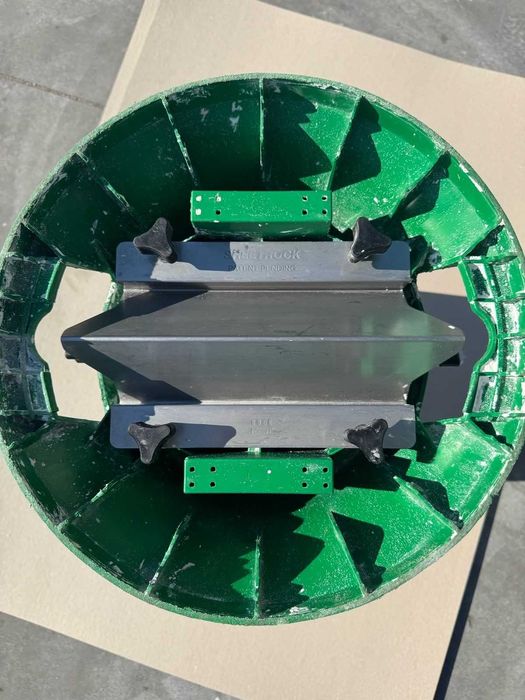 Hopper – dozownik do szybkiego nakładania masy na profile narożnikowe