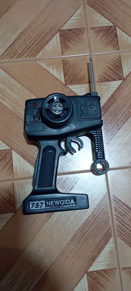 Carro Fórmula 1 RC antigo