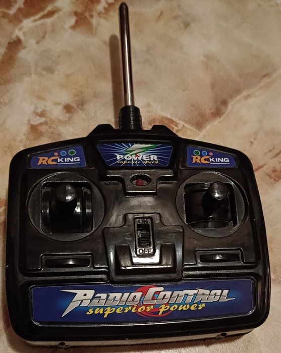 Samochód na akumulator, wiek 3+