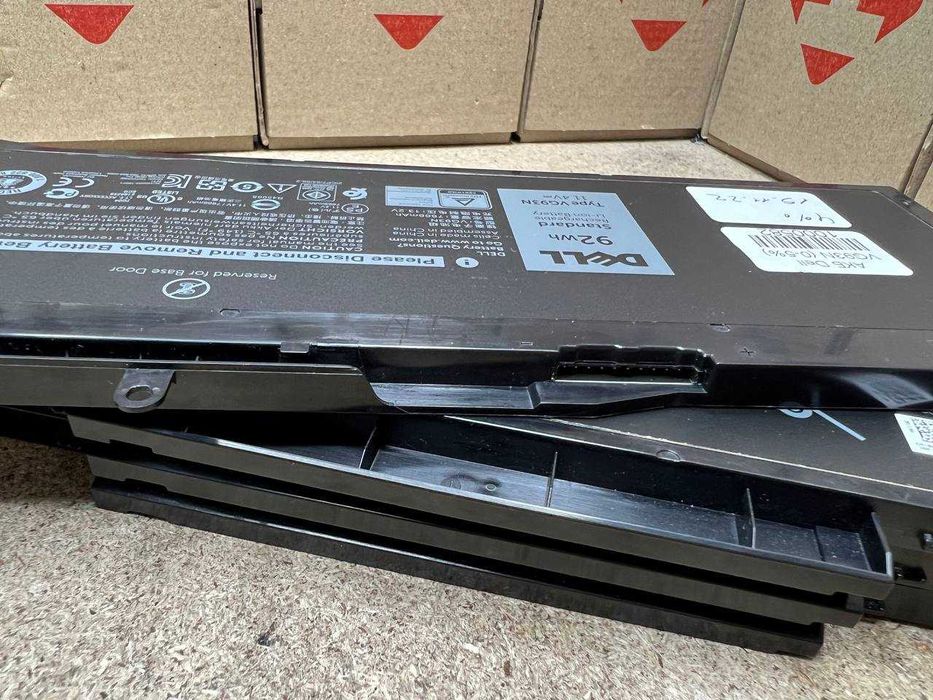 Оригінальна батарея Dell Latitude 5580 (long+) VG93N, 92Wh