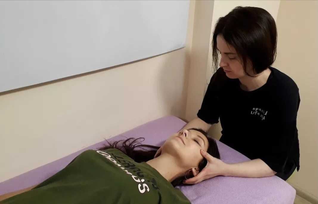 Послуги масажу, м'якої тілесної терапії, остеопатії