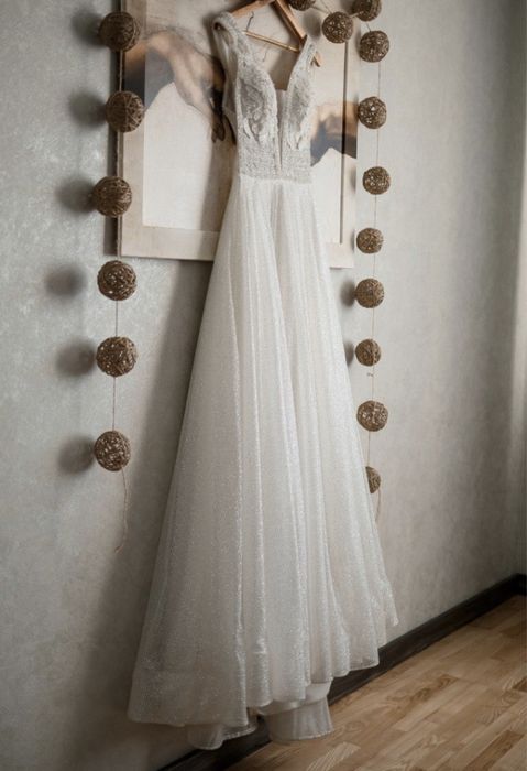 Весільна сукня