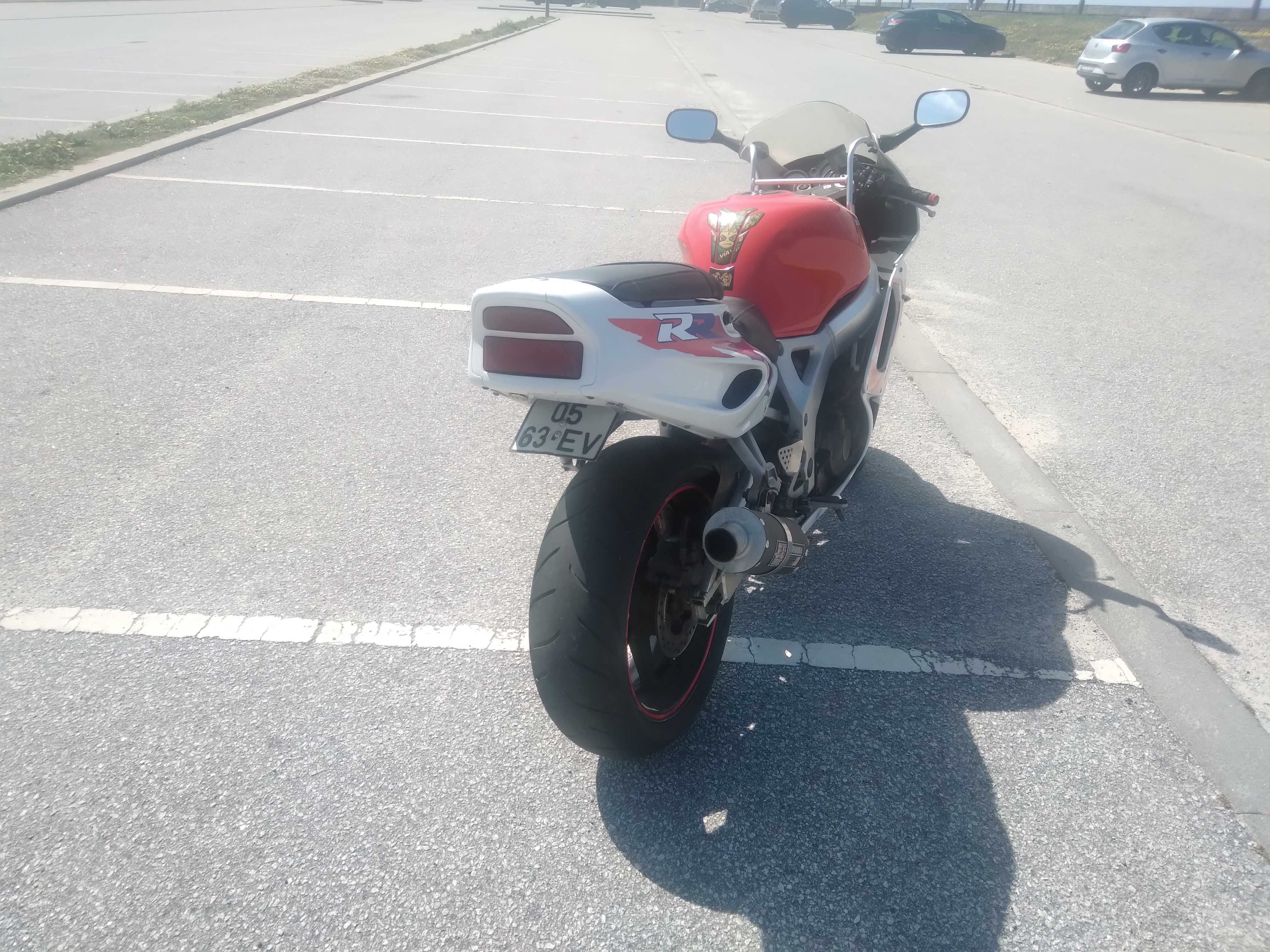 honda cbr 900 rr sc 28