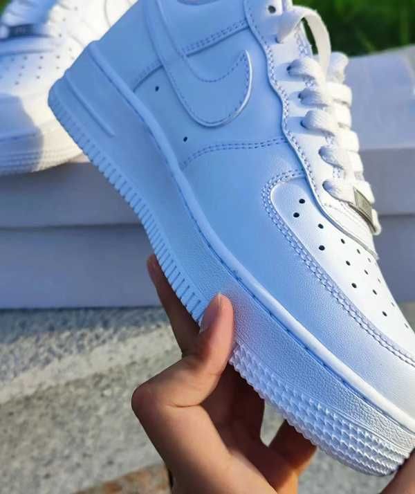Nike Air Force 1 Low '07 White 45