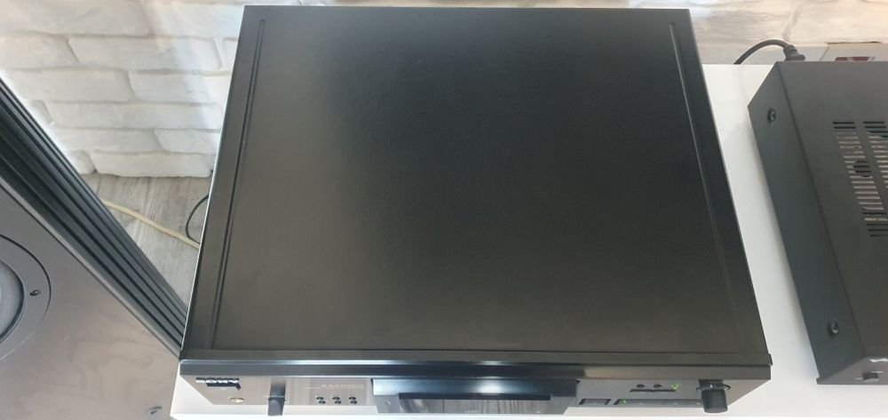 Odtwarzacz CD Sony XA555 ES