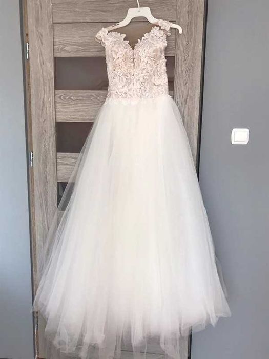 Suknia ślubna tiulowa brokatowa biała koronkowa