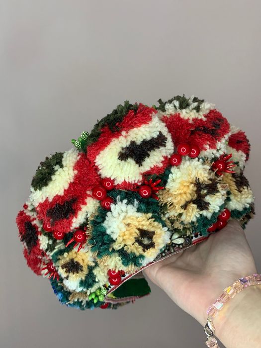 Віночок з натуральної пряжі авторської роботи