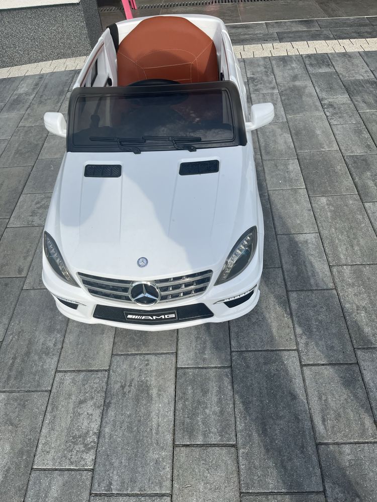 Mercedes na akumulator