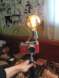 Лампа-фотоапарат